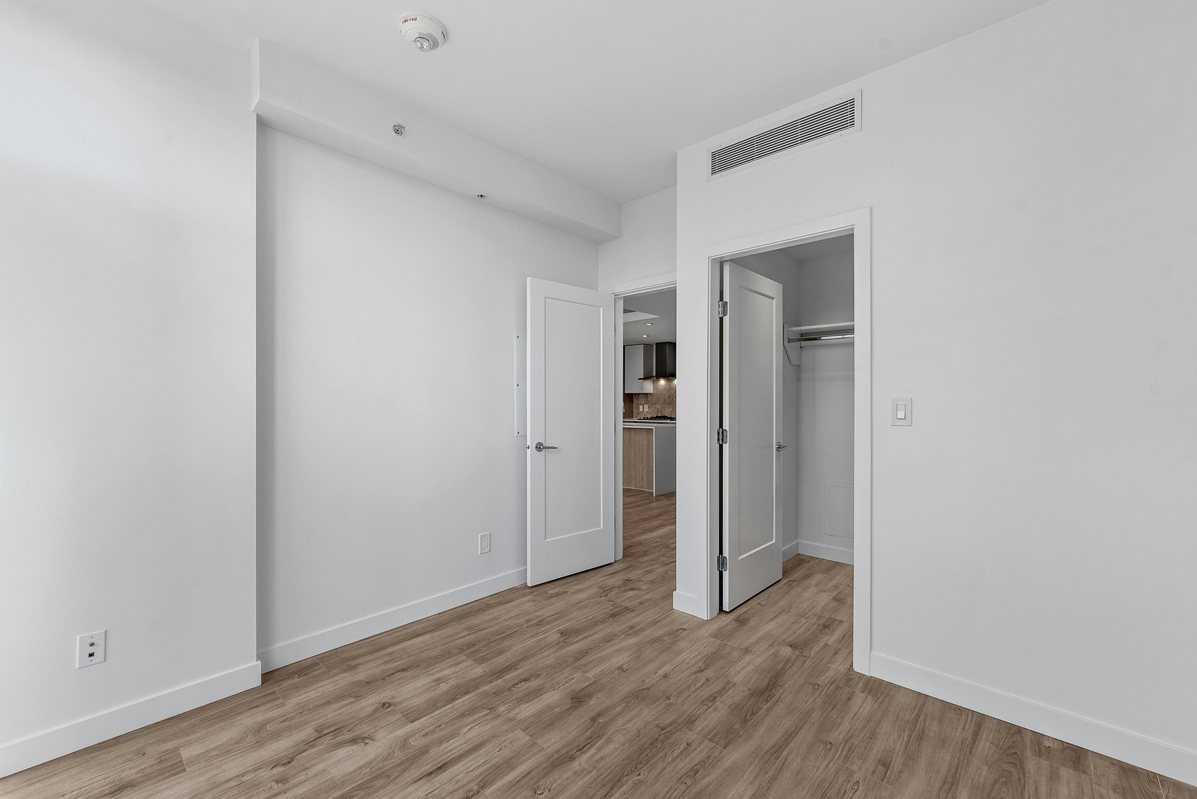 2288 Alpha Avenue, Burnaby, BC, V5C 0L9 - 24