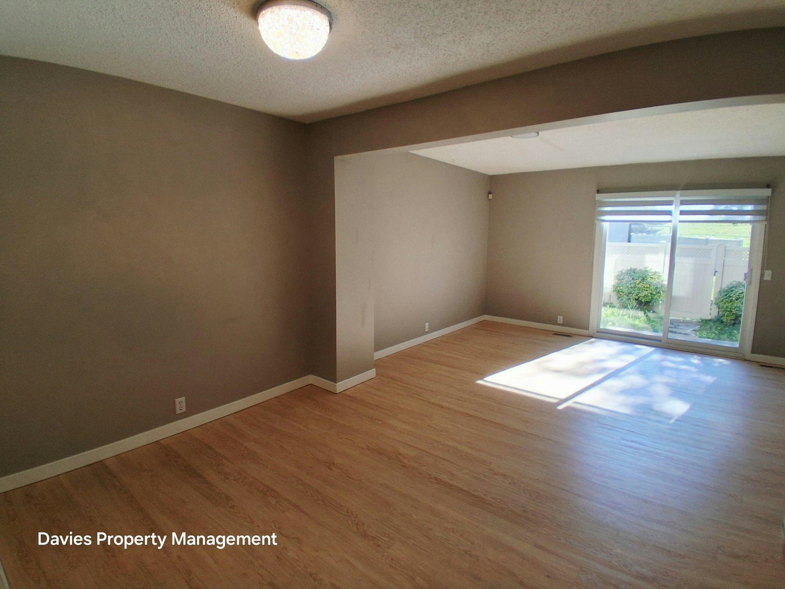 2-13833 30 Street Northwest, Edmonton, AB, T5Y 2B2 - 3