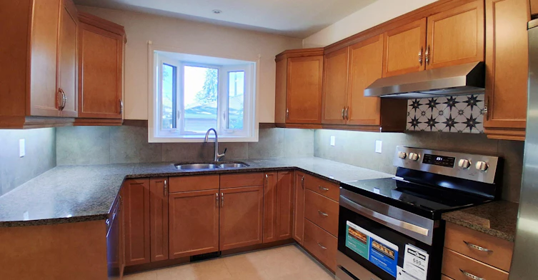 9616 146 Street Northwest, Edmonton, AB, T5N 0B8
