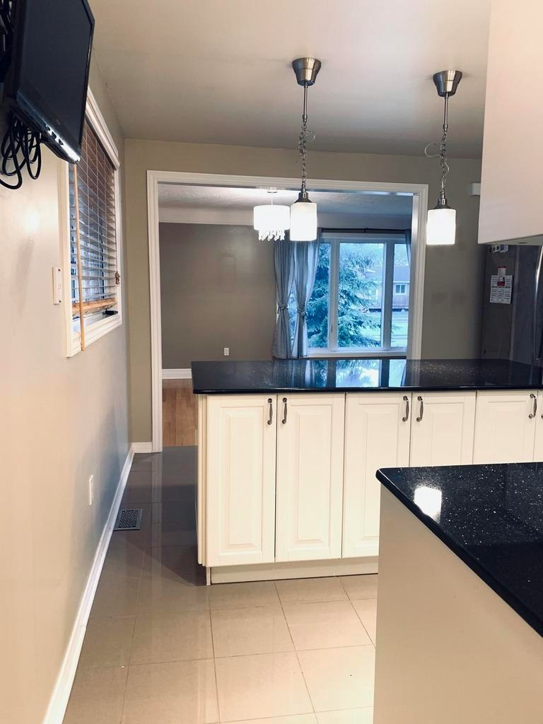 A-1554 Baseline Road, Ottawa, ON, K2C 0B3 - 6