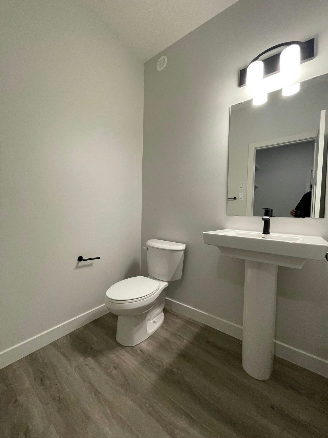 2143 190 Street Northwest, Edmonton, AB, T6M 1R4 - 4