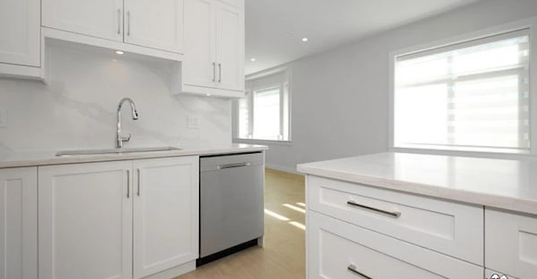 2293 Galt Street, Vancouver, BC, V5N 0G2 - 5