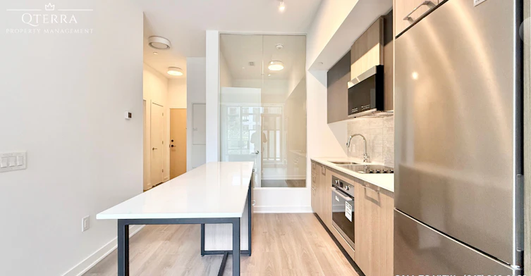 220-30 Dreamers Way, Toronto, ON, M5A 0Y7 - 2