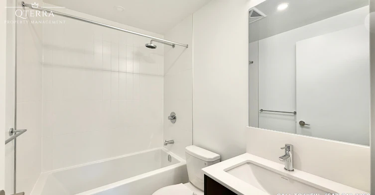 220-30 Dreamers Way, Toronto, ON, M5A 0Y7 - 6