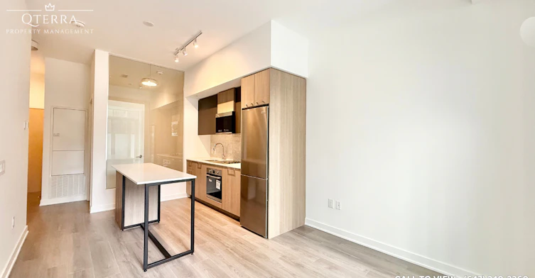220-30 Dreamers Way, Toronto, ON, M5A 0Y7 - 3