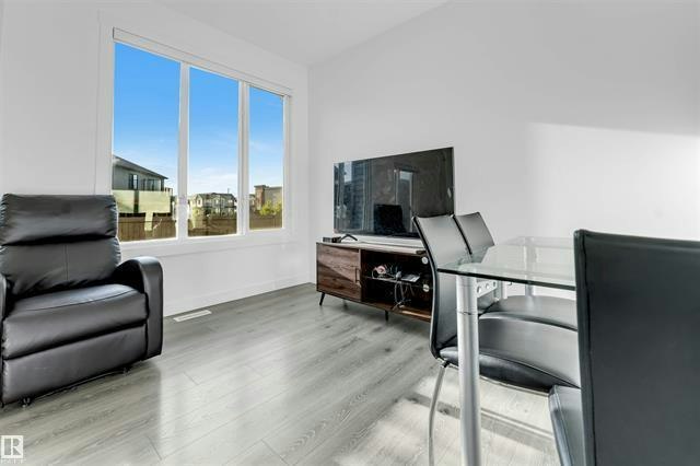 2710 66 Street Southwest, Edmonton, AB, T6X 3H4 - 33