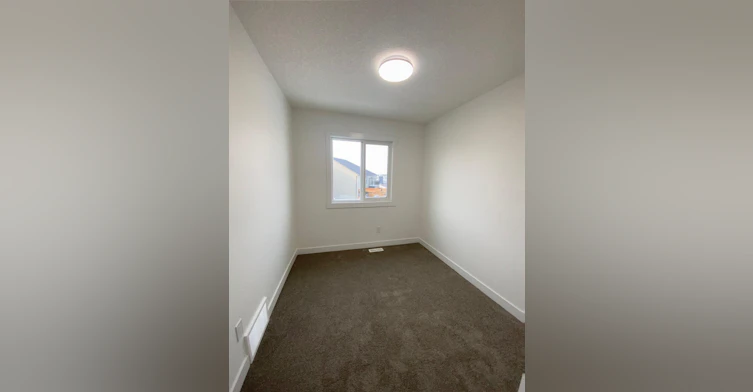 2710 66 Street Southwest, Edmonton, AB, T6X 3H4 - 27