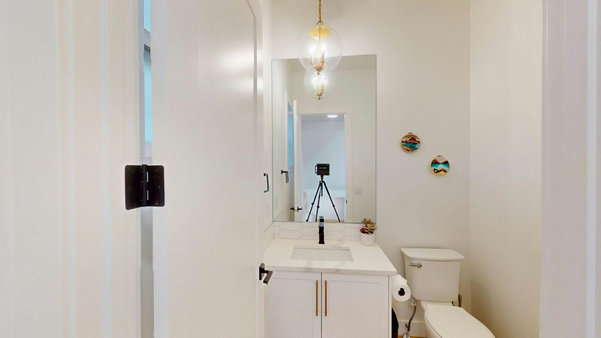 905 21 Avenue NW, Calgary, AB, T2M 1K7 - 17