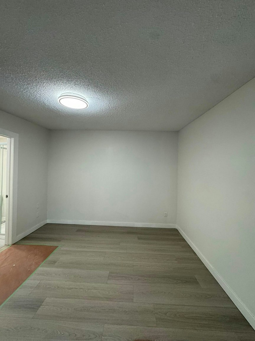 6817 Huntsbay Road Northwest, Calgary, AB, T2K 4R2 - 5