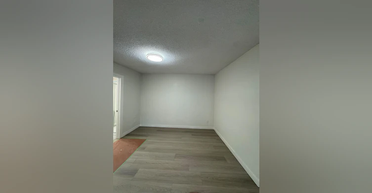 6817 Huntsbay Road Northwest, Calgary, AB, T2K 4R2 - 5