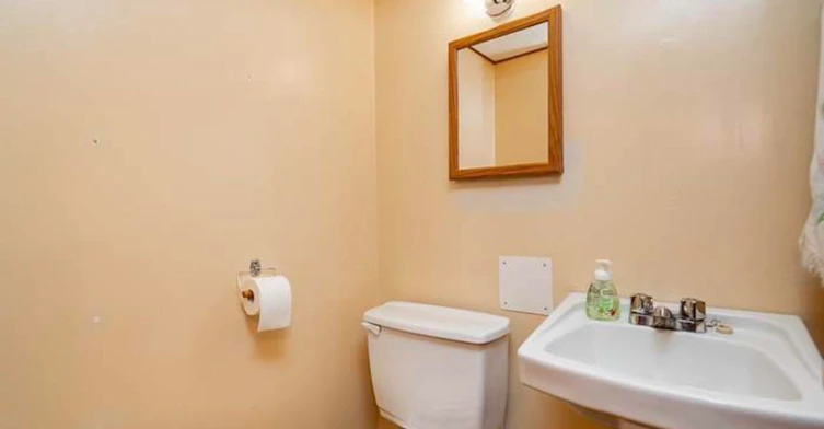904 1st Street, New Westminster, BC, V3L 2J2 - 4