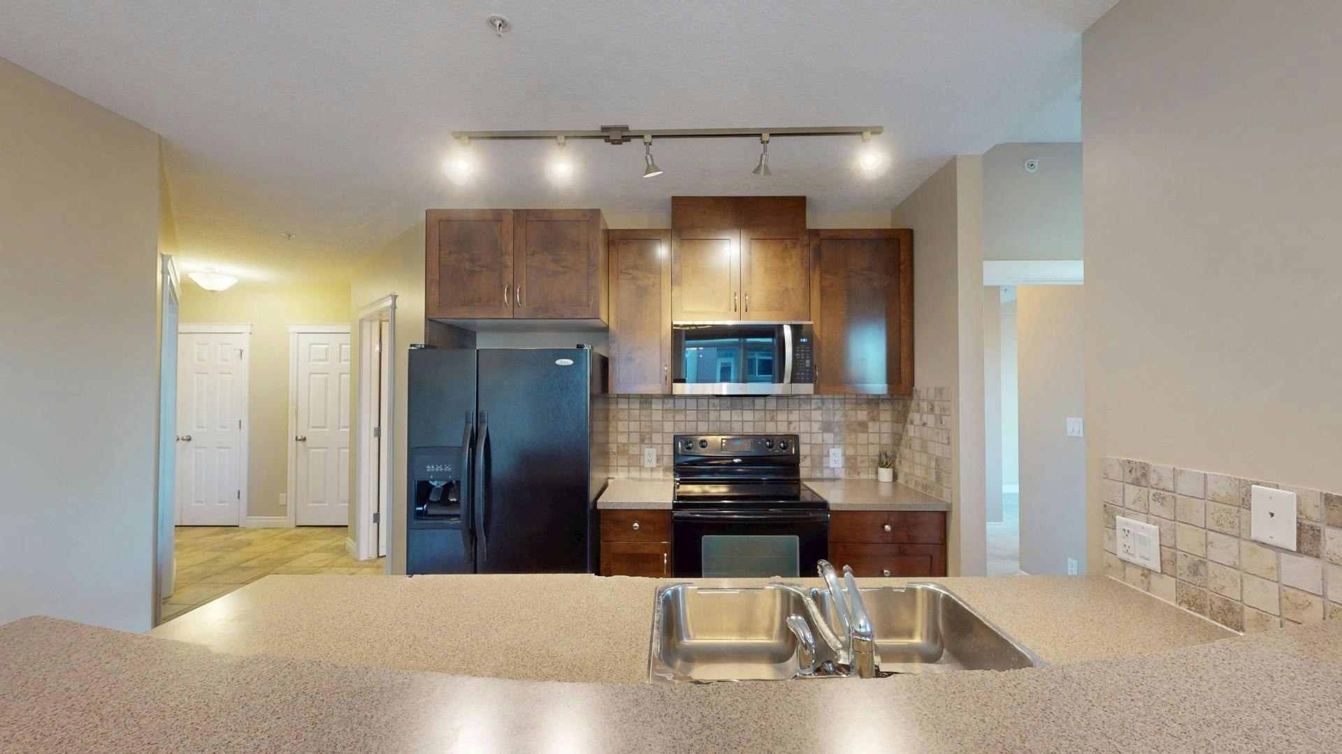 24 Hemlock Crescent SW, Calgary, AB, T3C 2Z1