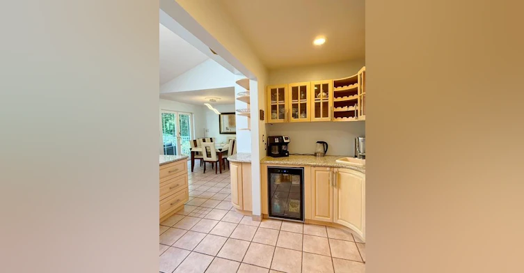 4501A Woodgreen Drive, West Vancouver, BC, V7S 2T8 - 8