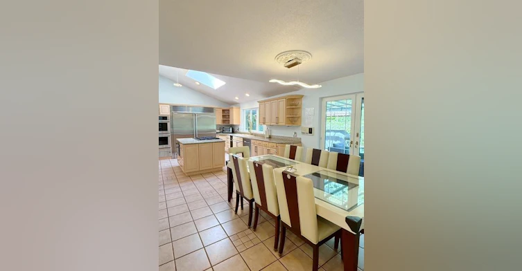 4501A Woodgreen Drive, West Vancouver, BC, V7S 2T8 - 6