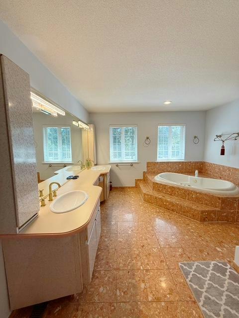 4501A Woodgreen Drive, West Vancouver, BC, V7S 2T8 - 14