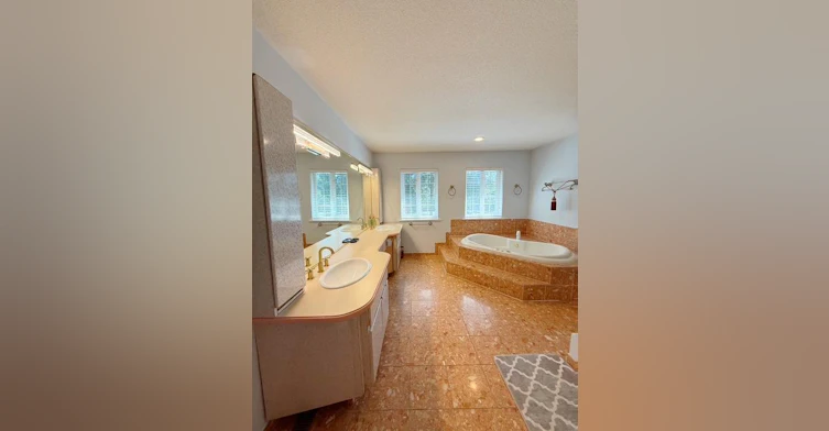 4501A Woodgreen Drive, West Vancouver, BC, V7S 2T8 - 14