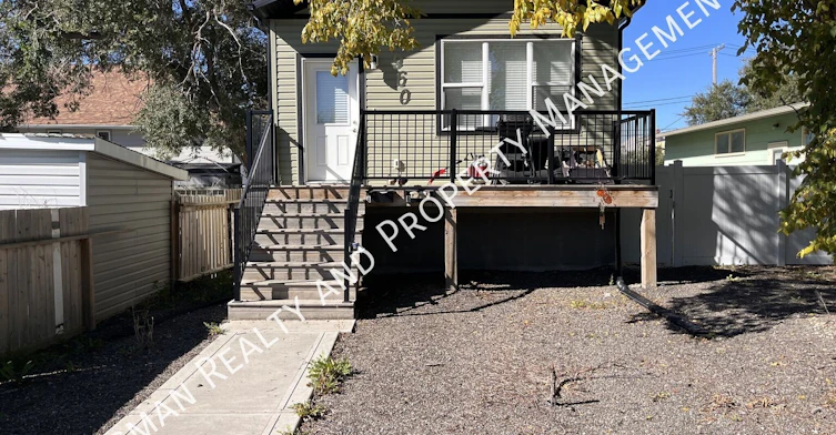 B-960 Wallace, Regina, SK, S4N 3Y5