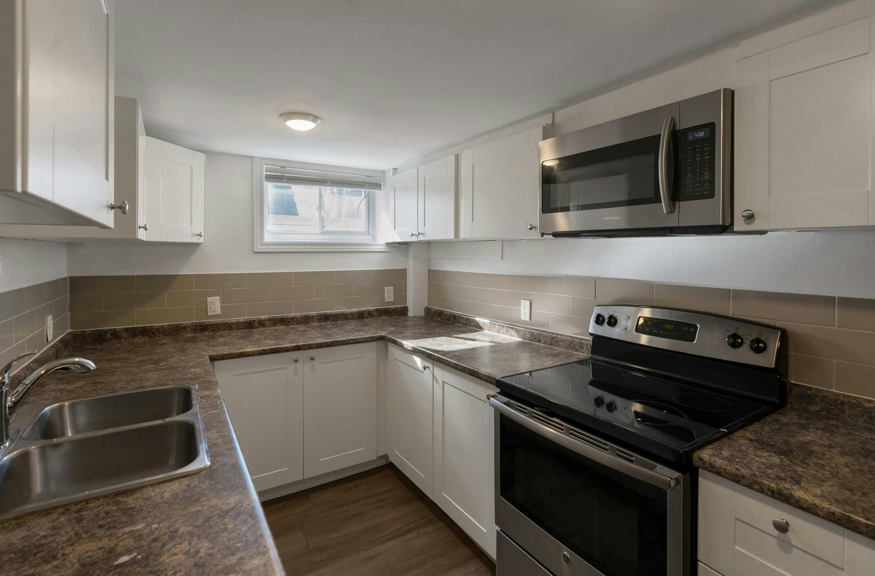 115 Bayview Drive, Barrie, ON, L4N 3P3 - 5