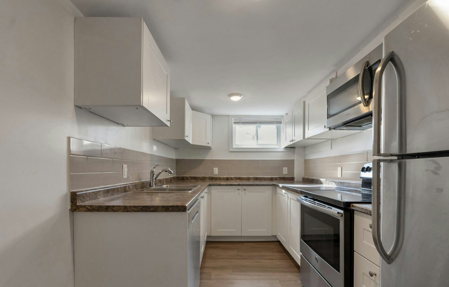 115 Bayview Drive, Barrie, ON, L4N 3P3 - 6
