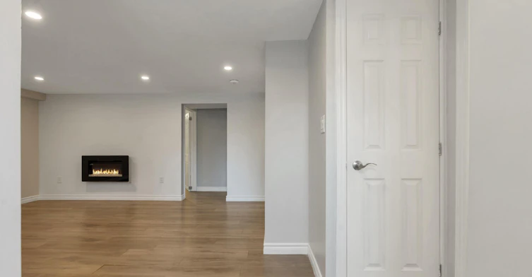 115 Bayview Drive, Barrie, ON, L4N 3P3 - 3