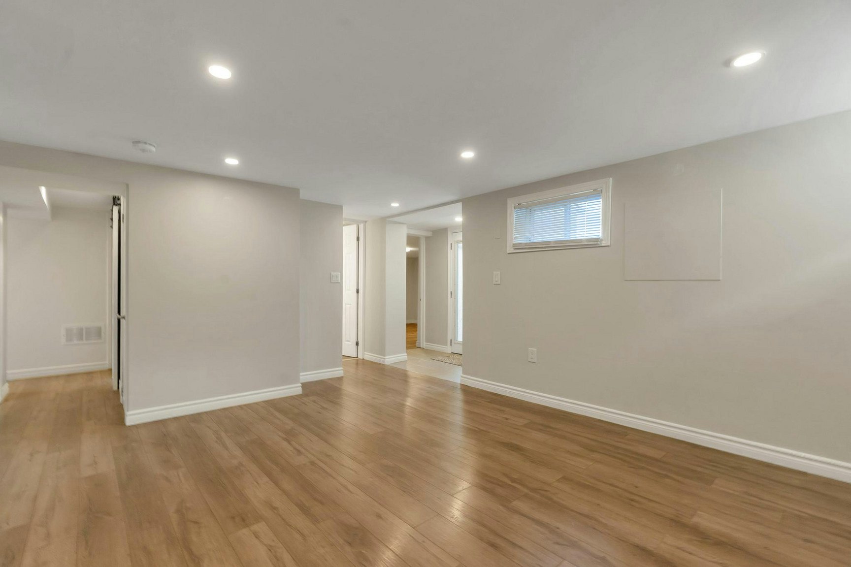 115 Bayview Drive, Barrie, ON, L4N 3P3 - 2