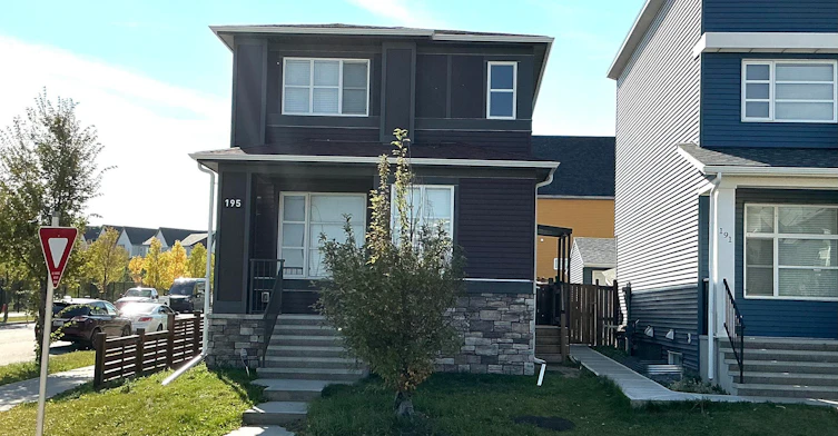 195 Livingston Avenue Ne, Calgary, AB, T3P 0V8 - 9