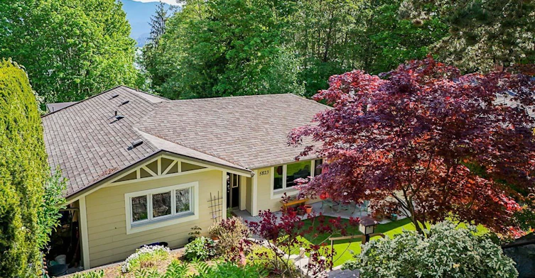 5823 Highfield Drive, Burnaby, BC, V5B 1K6 - 3