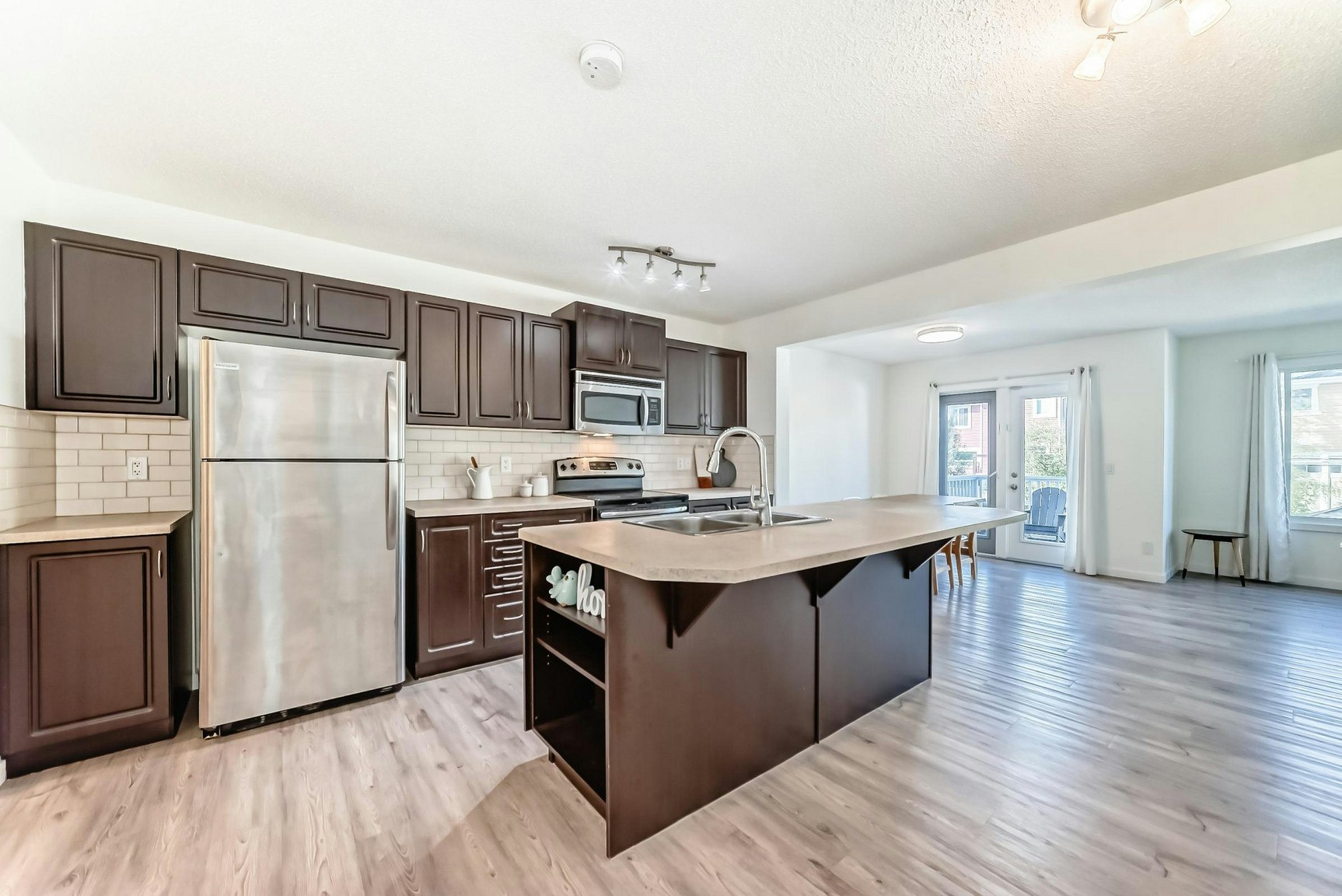 790 River Heights Crescent, Cochrane, AB, T4C 0J3 - 6