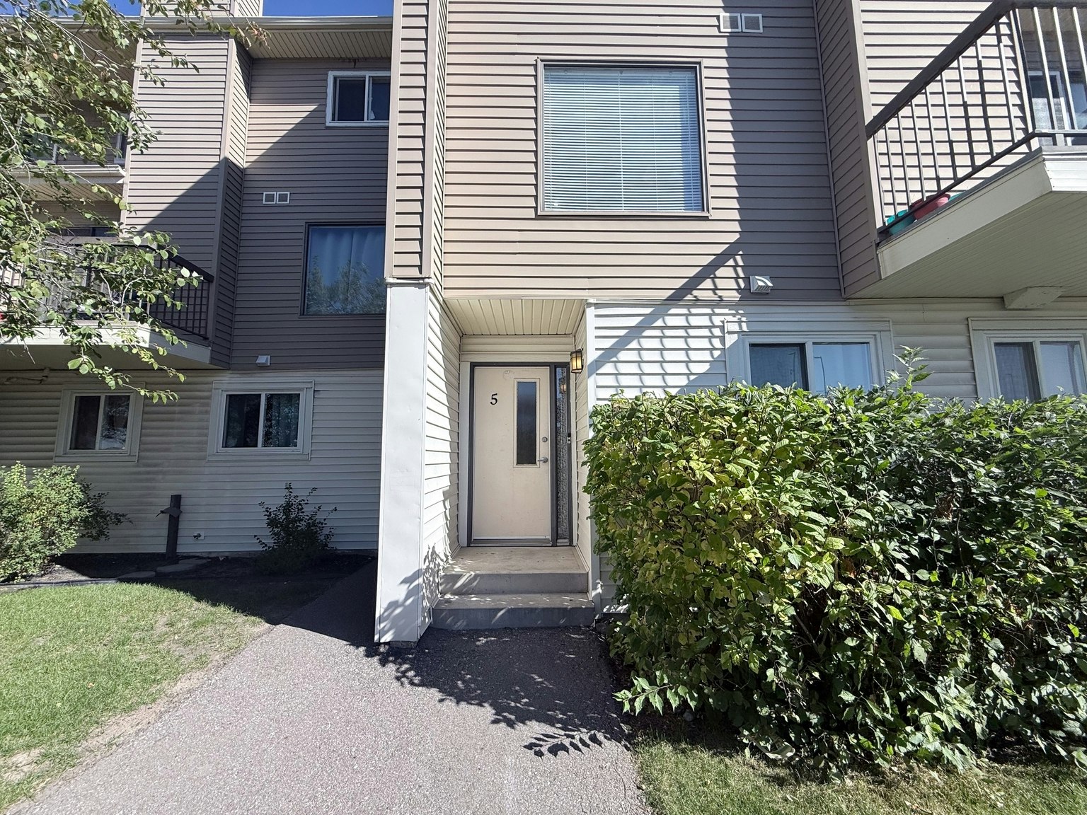 5-2519 38 Street Northeast, Calgary, AB, T1Y 4W8 - 21