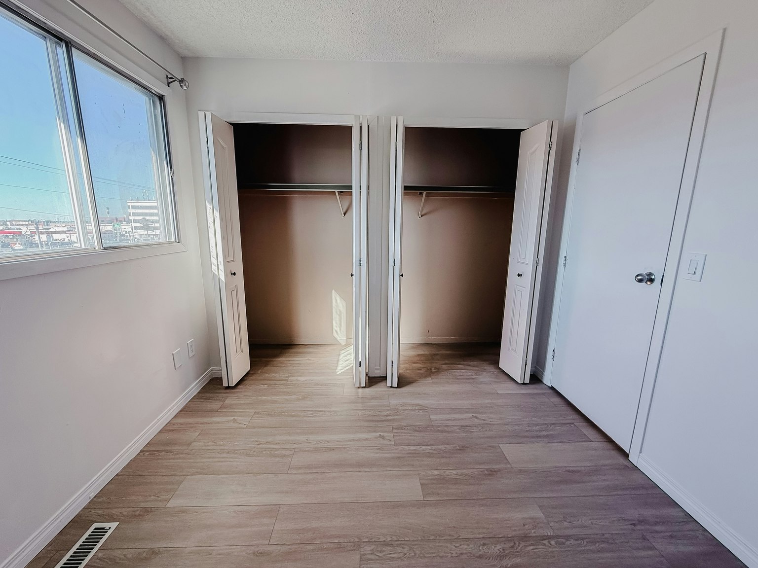 5-2519 38 Street Northeast, Calgary, AB, T1Y 4W8 - 12