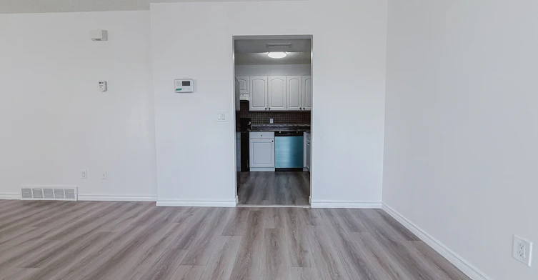 5-2519 38 Street Northeast, Calgary, AB, T1Y 4W8 - 9
