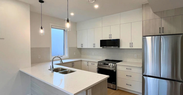 4840 Montana Crescent Northwest, Calgary, AB, T3B 1E7 - 3