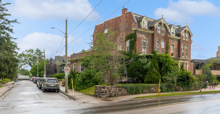 B-127 Ontario Street, St. Catharines, ON, L2R 5J9 - 20
