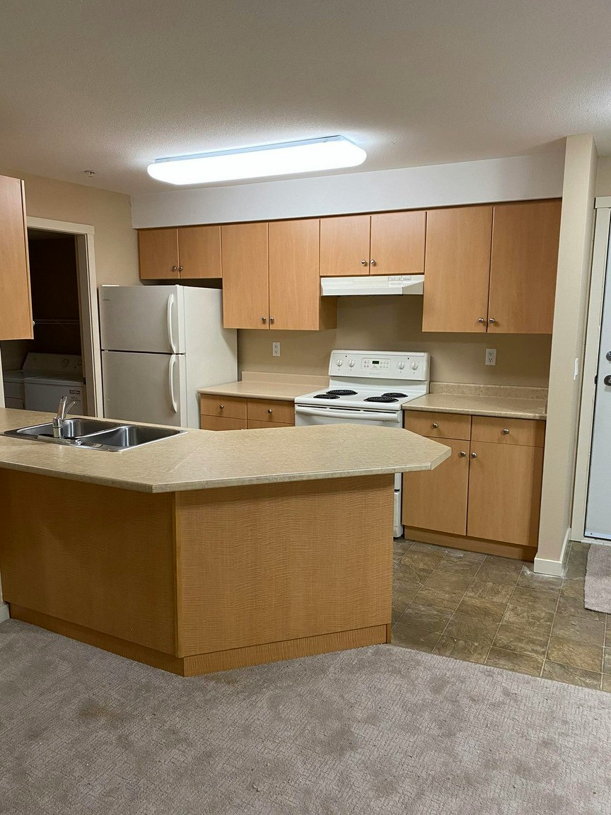 212-33353 Marshall Road, Abbotsford, BC, V2S 8N9 - 3