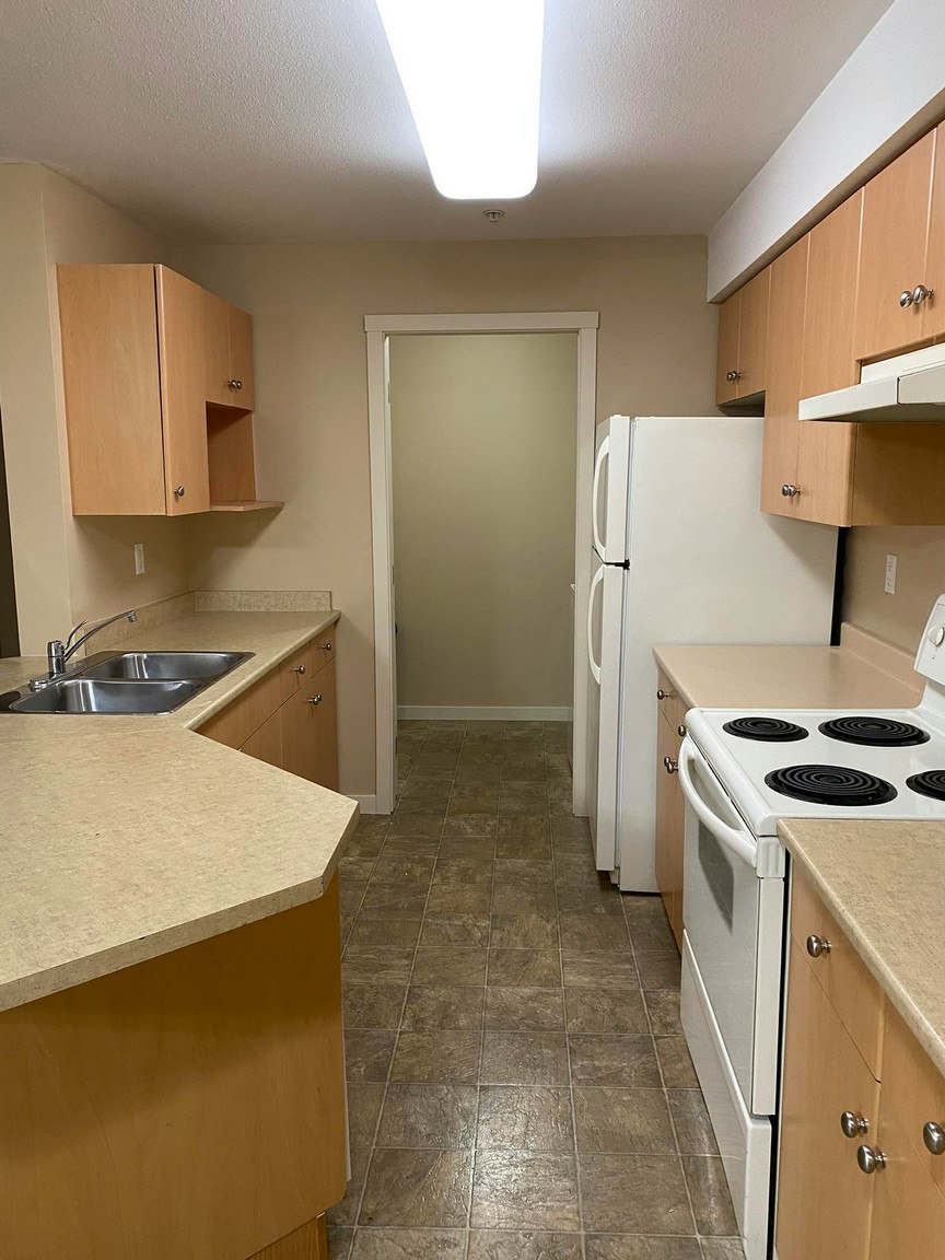 212-33353 Marshall Road, Abbotsford, BC, V2S 8N9 - 2