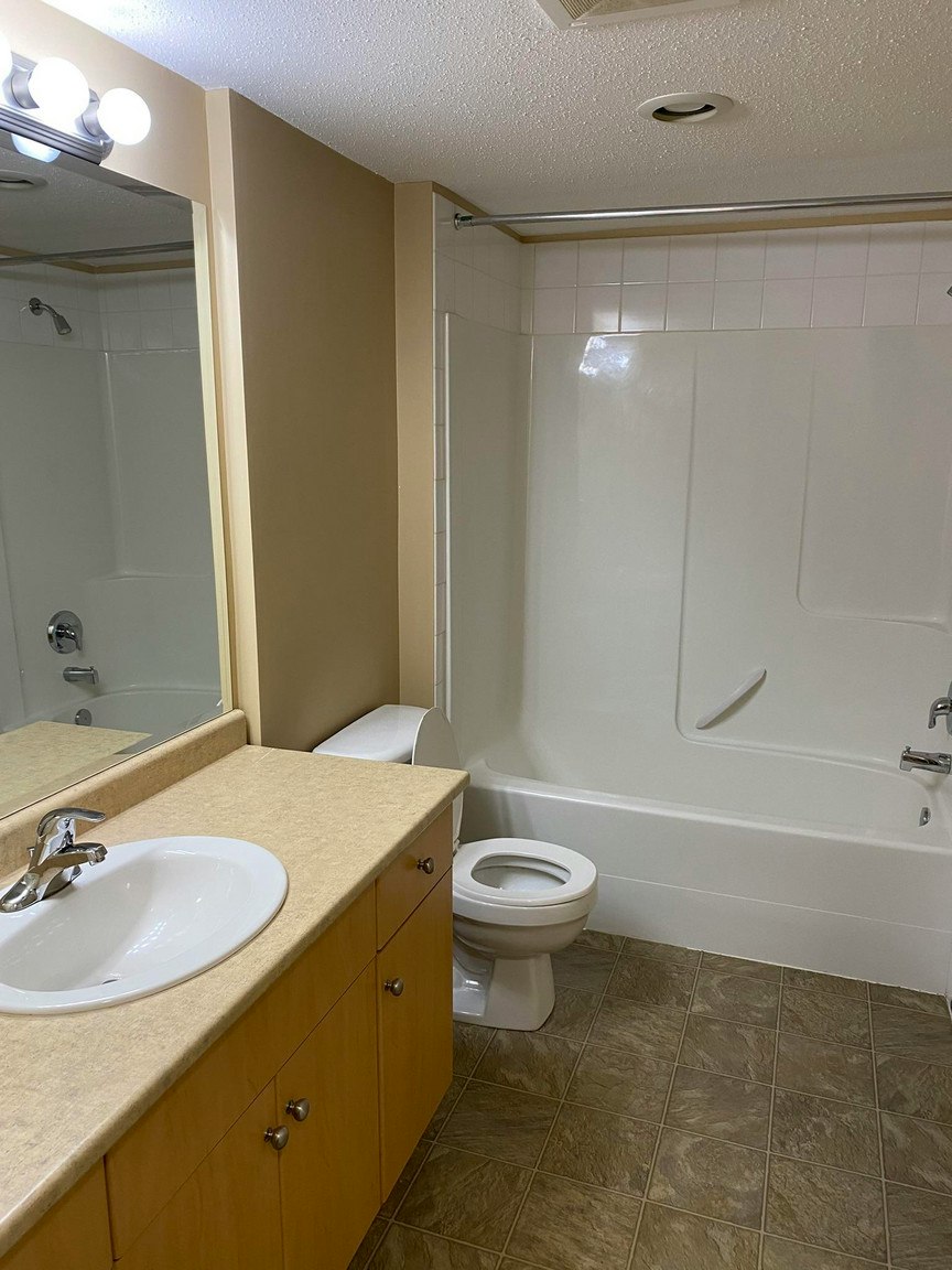 206-33353 Marshall Road, Abbotsford, BC, V2S 8N9 - 12