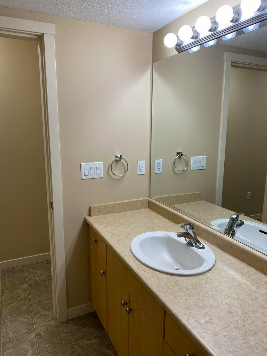 206-33353 Marshall Road, Abbotsford, BC, V2S 8N9 - 11
