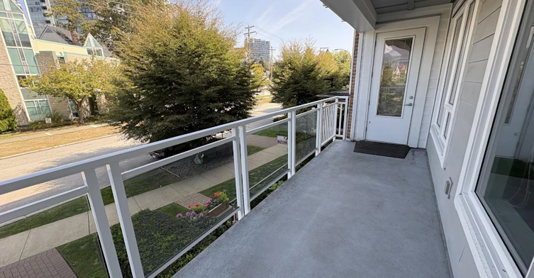 205-217 West 8th Street, North Vancouver, BC, V7M 3L8 - 20