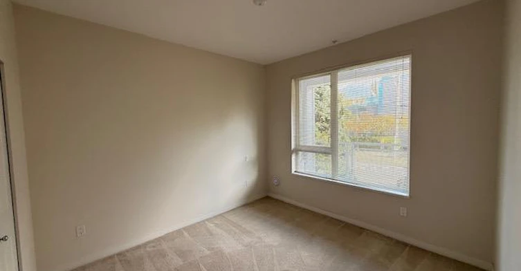 205-217 West 8th Street, North Vancouver, BC, V7M 3L8 - 8