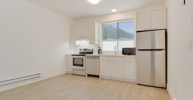 Basement-20157 Beacon Road, Hope, BC, V0X 1L2 - 7