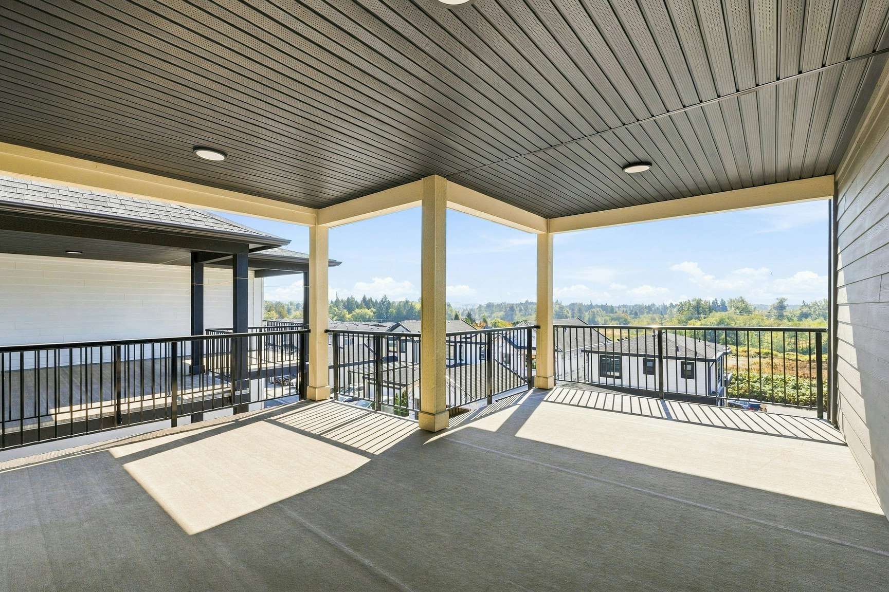 16694 16 Avenue, Surrey, BC, V3Z 9M4 - 18