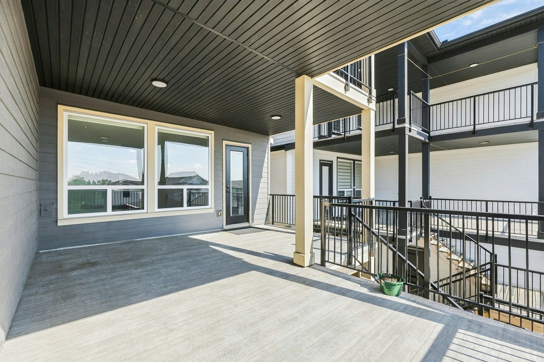 16694 16 Avenue, Surrey, BC, V3Z 9M4 - 26