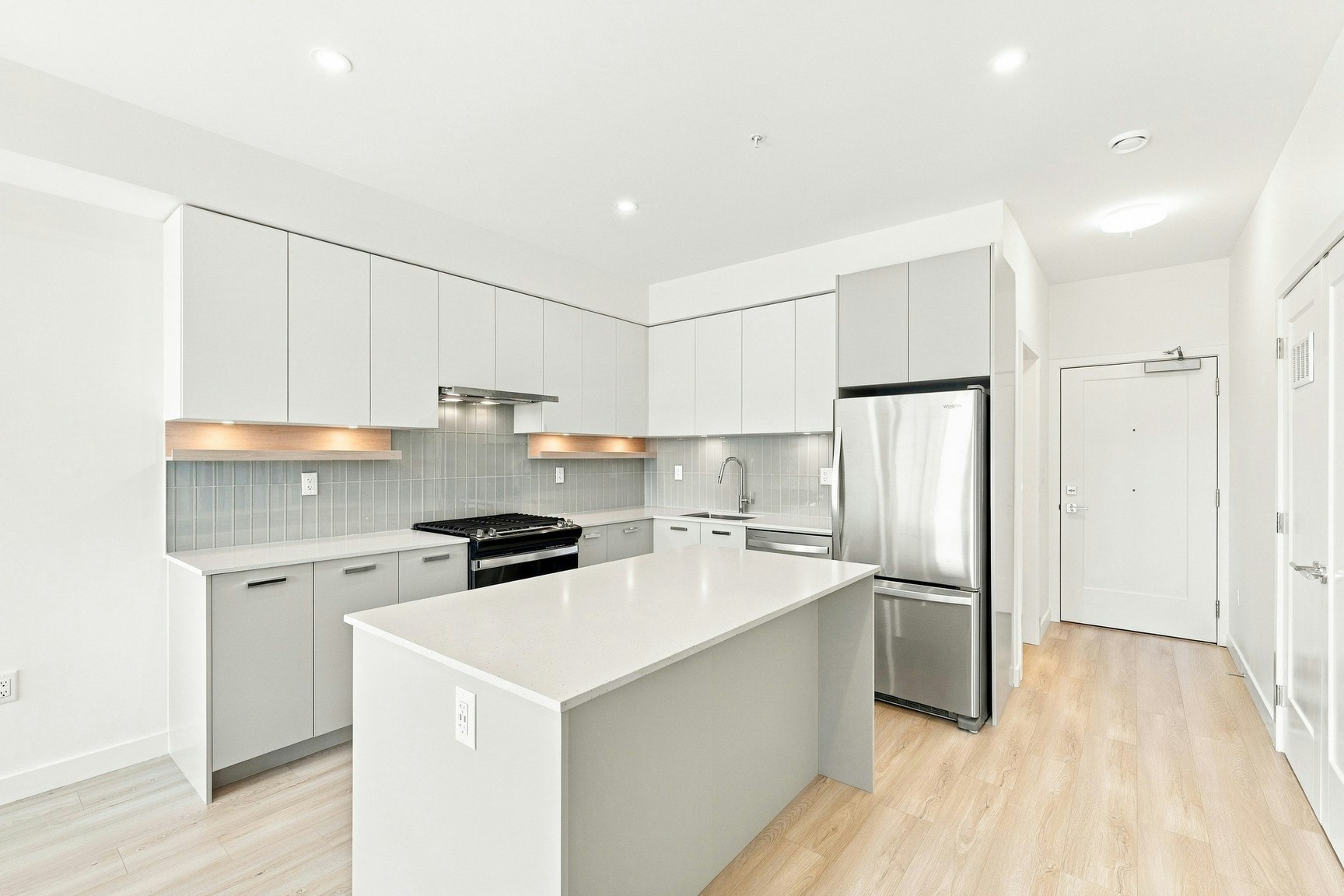 303-13760 75a Avenue, Surrey, BC, V3W 6T5 - 6