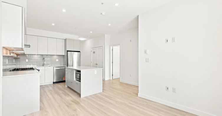 303-13760 75a Avenue, Surrey, BC, V3W 6T5 - 5