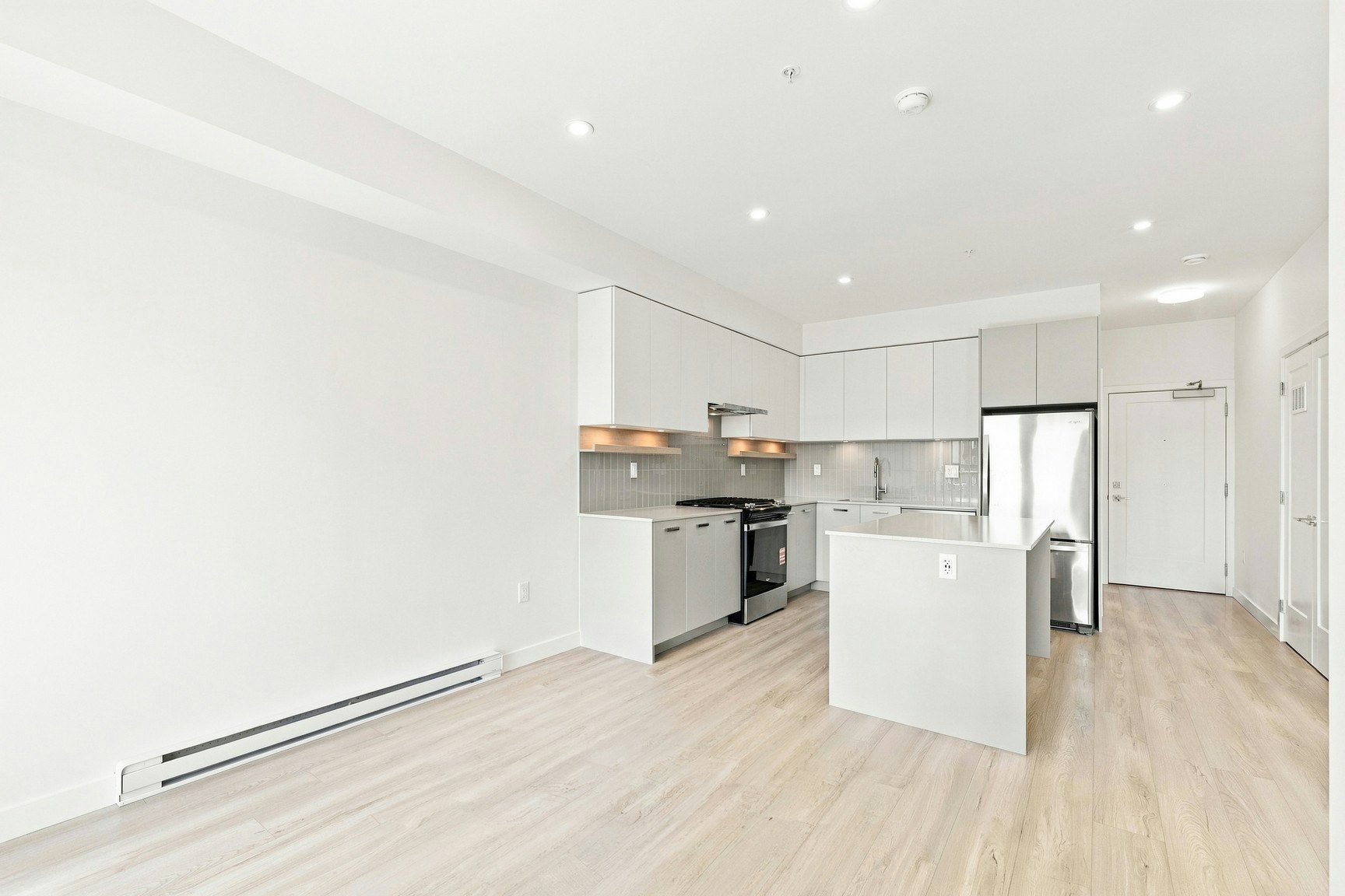 303-13760 75a Avenue, Surrey, BC, V3W 6T5 - 4