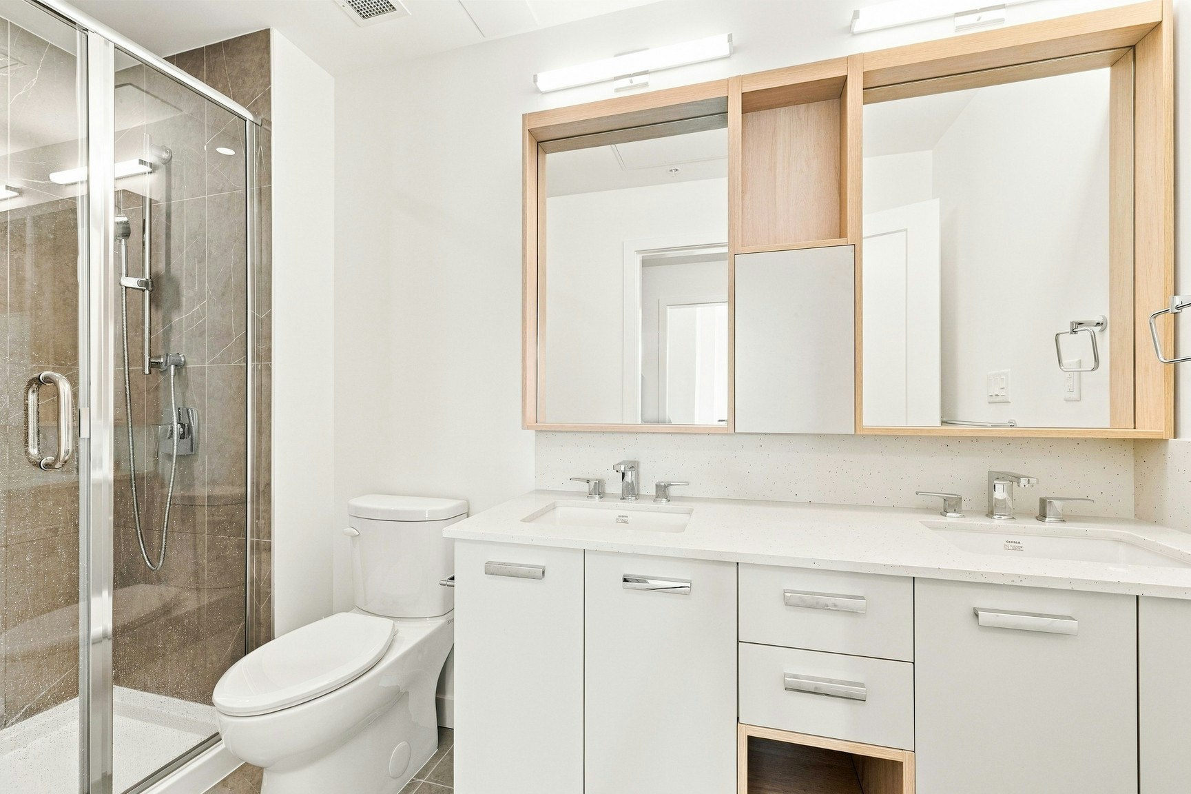 303-13760 75a Avenue, Surrey, BC, V3W 6T5 - 12
