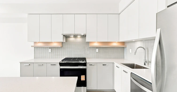 303-13760 75a Avenue, Surrey, BC, V3W 6T5 - 7