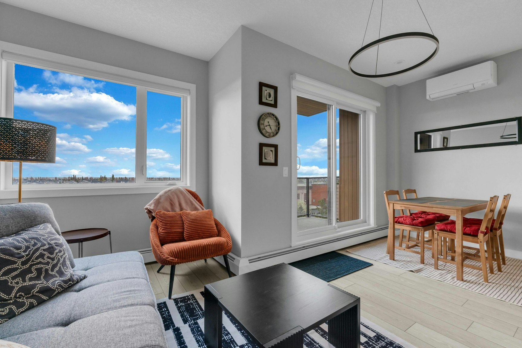 8370 Broadcast Avenue Southwest, Calgary, AB, T3H 6L3 - 5