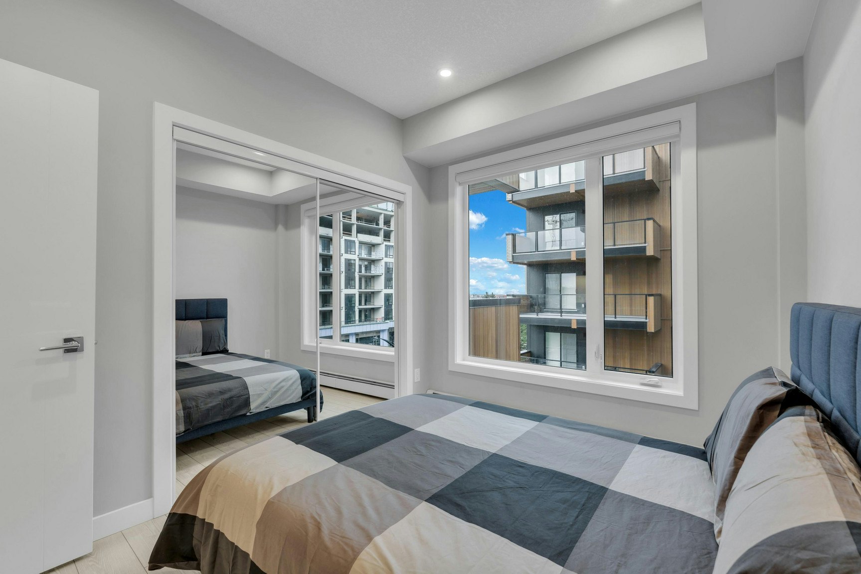 8370 Broadcast Avenue Southwest, Calgary, AB, T3H 6L3 - 15