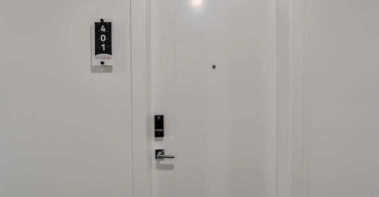 8370 Broadcast Avenue Southwest, Calgary, AB, T3H 6L3 - 23